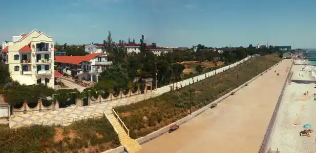 Приморский дворик - 60