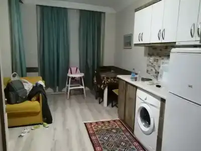 Cleopatra King Apart - 34