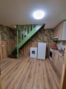 Мичуринский Дворик - 25