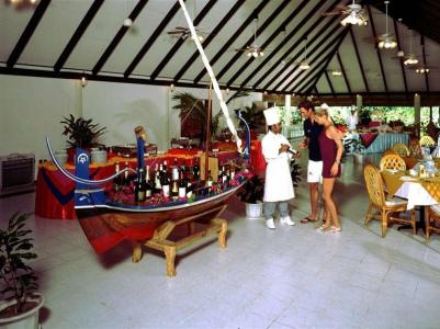 Holiday Island Resort - 3