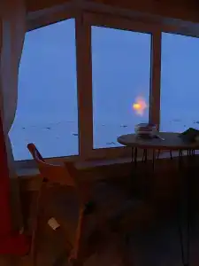 Небольшое шале с видом на озеро - 7