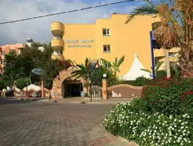 Blue Wave Suite - 32