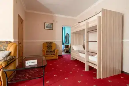 Атмосфера на Толстого - 26