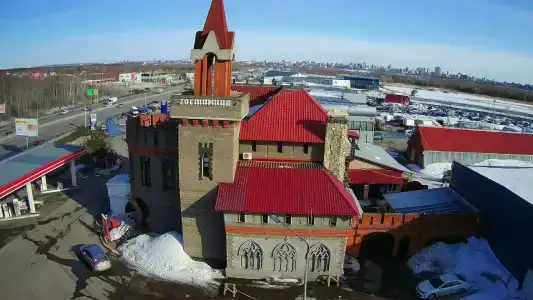 Замок в Долине - 40