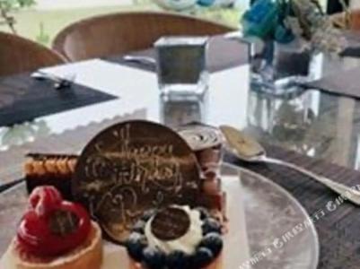 Triple Tree Beach Resort - 25