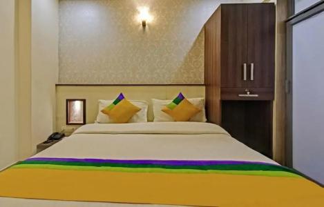 Treebo Trip Deluxe Inn Pondibazar - 11