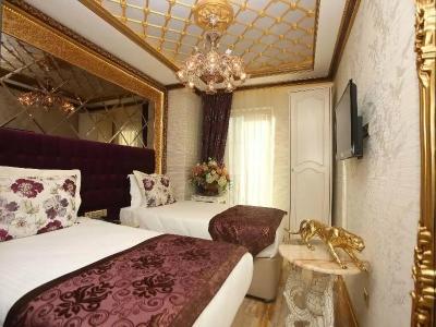 Laleli Blue Marmaray - 52