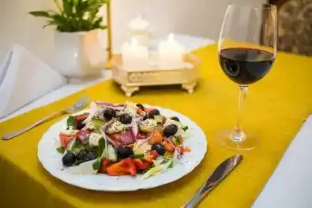 Pod Złotą Różą - 18