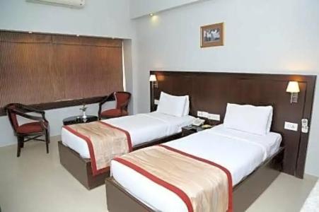 The Curzon Court - 27