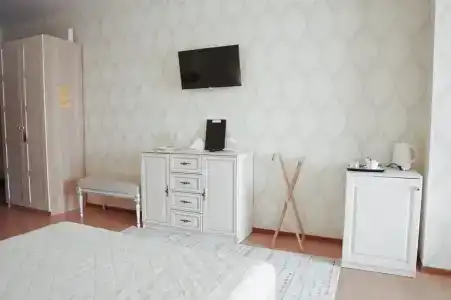 Петровский - 12