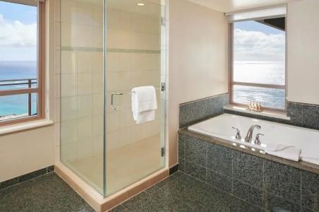 Hilton Grand Vacations Club at Hilton Hawaiian Village - 12