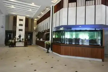 Marine Plaza - 1