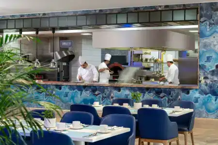 Crowne Plaza Florya Istanbul, an IHG - 7