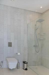 Sea Pearl Beachfront Villas - 12