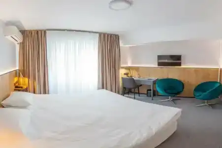 Интурист - 46