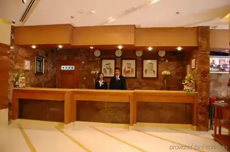 Avenue Dubai - 10