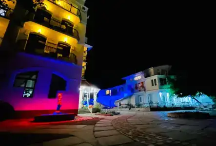 Приморский дворик - 58