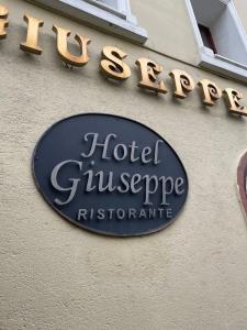 Джузеппе - 82