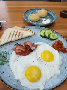 City & Business - 85