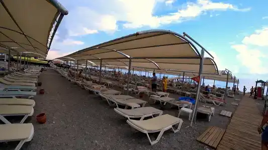 Sailor's Beach Club - 21