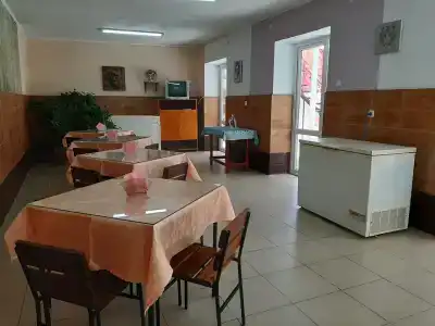 Янис - 24