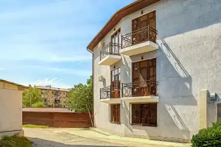 Лион - 3