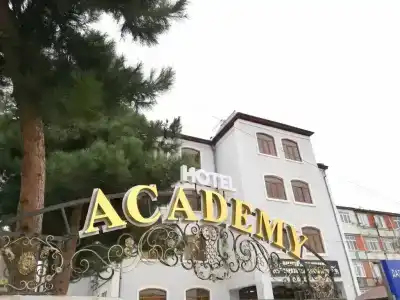 Академия - 0