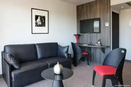 Best Western Premier Le Patio des Artistes Wellness Jacuzzi - 45