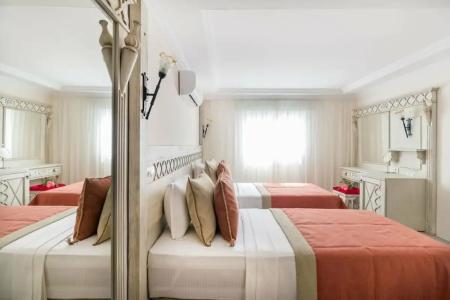 Losta Sahil Evi - Adults Only +12 - 14