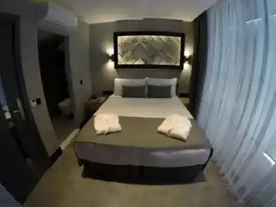 Mielo Lara Boutique  - 19