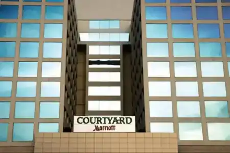 Courtyard by Marriott Chennai - 57
