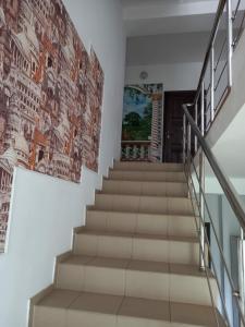 Homely - 6