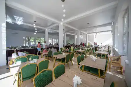 Семейный курорт - 45