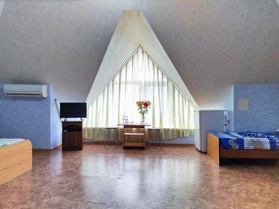Homely - 13