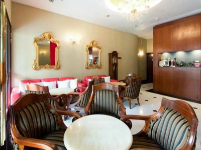 Nostalgia (Sg Clean) - 45