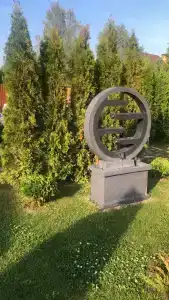 The Les - 11