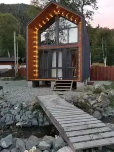 Alan House - 3