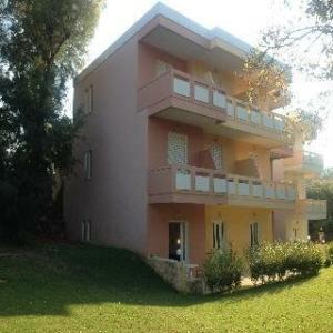 Kyriaki - 18
