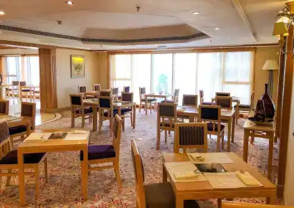 Crowne Plaza Dubai, an IHG - 45