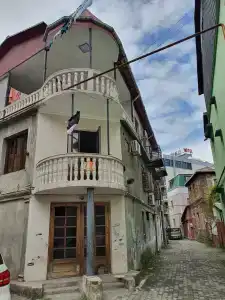 Gurami Guest House 1 - 2