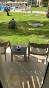 Beach Albatros - - 99