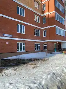 на Новомосковской, 14 - 53