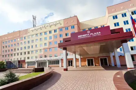 Бенефит Плаза Конгресс - 0