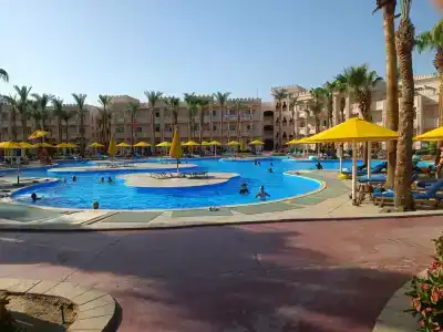 Beach Albatros - - 81