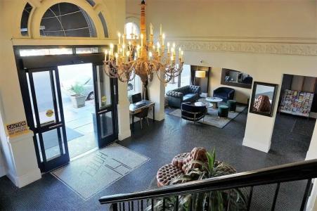 H by H Hospitality - 22