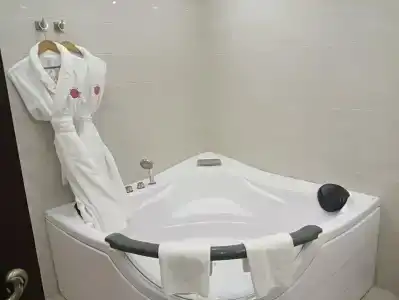 City & Business - 83