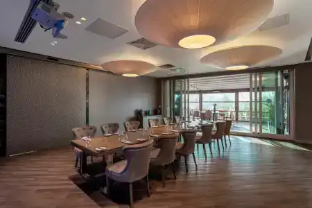 Radisson Blu Istanbul Ottomare - 21