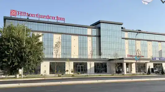 Hilton Garden Inn - 0