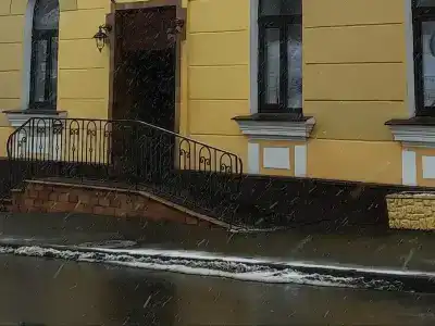 Губернский - 77