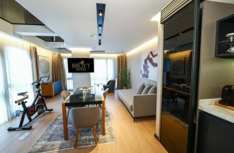 Broyt Suites - 83